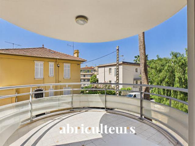Vente Appartement 3 pièces 58.68 m2 Le Cannet