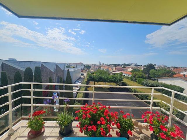 Vente Appartement 3 pièces 58.72 m2 Royan