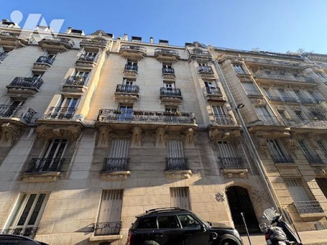 Vente Appartement 3 pièces 58.8 m2 Paris 17ème