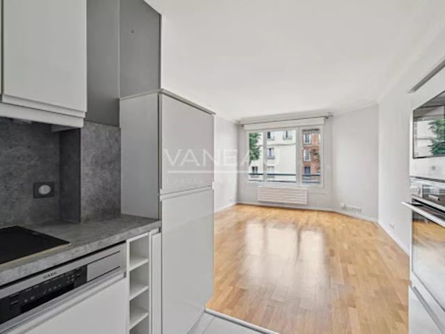 Vente Appartement 3 pièces 59.54 m2 Paris 16ème