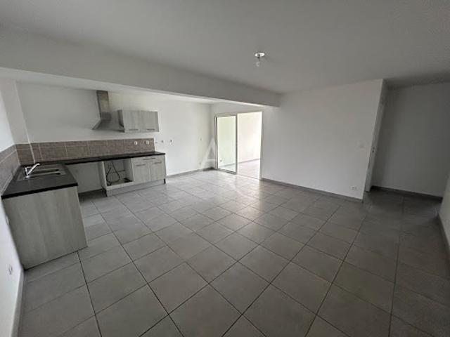 Vente Appartement 3 pièces 63.46 m2 Fort de france