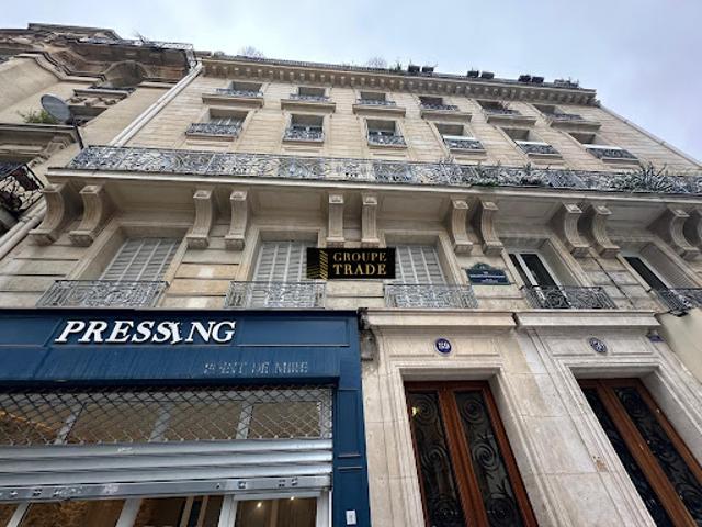 Vente Appartement 3 pièces 63.4 m2 Paris 9ème