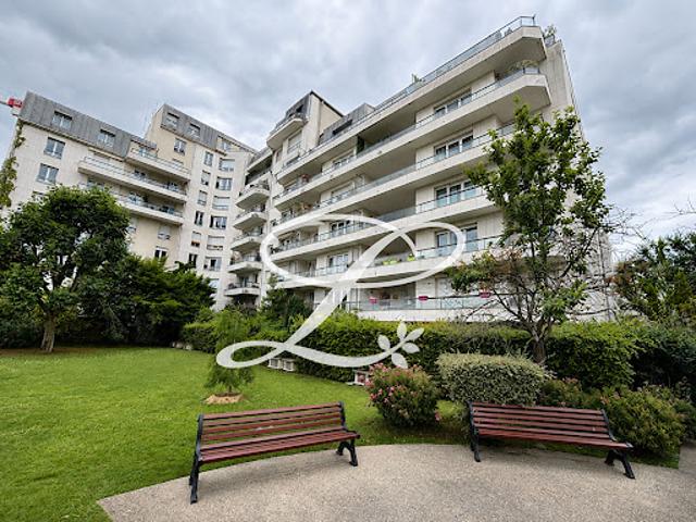 Vente Appartement 3 pièces 63.58 m2 Puteaux