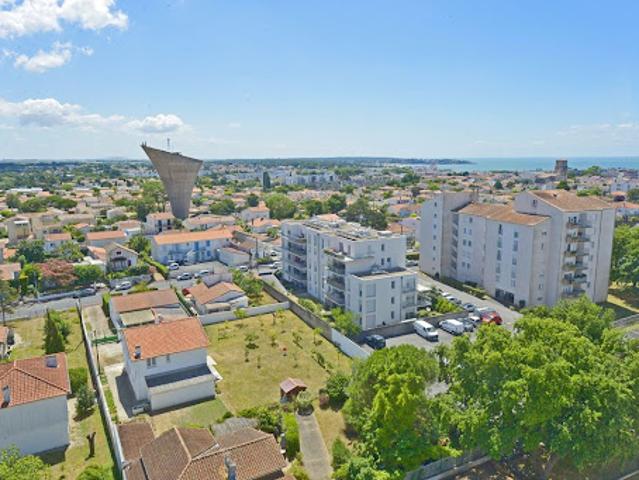 Vente Appartement 3 pièces 63.7 m2 Royan