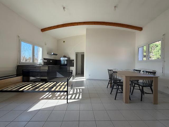 Vente Appartement 3 pièces 63.7 m2 Saint Donat sur l'Herbasse
