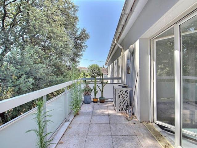 Vente Appartement 3 pièces 63.8 m2 Marseille 13ème