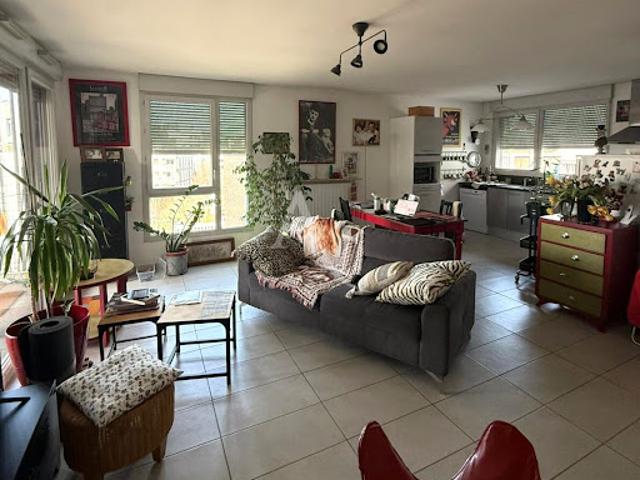 Vente Appartement 3 pièces 63.98 m2 Lyon 7ème