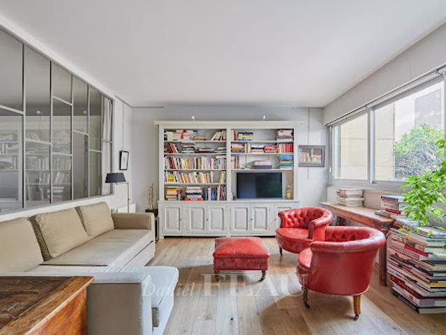 Vente Appartement 3 pièces 63.9 m2 Paris 7ème