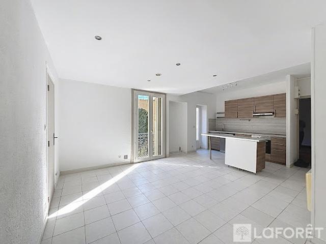 Vente Appartement 3 pièces 63.15 m2 Beziers