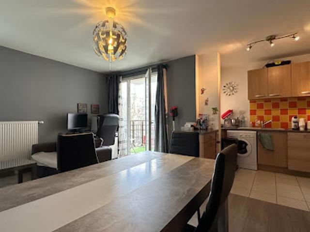 Vente Appartement 3 pièces 63 m2 Corbeil Essonnes