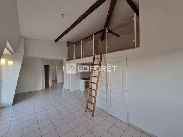 Vente Appartement 3 pièces 63.3 m2 Montereau Fault Yonne