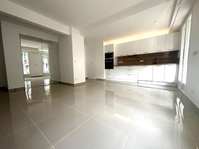Vente Appartement 3 pièces 63 m2 Cagnes sur Mer