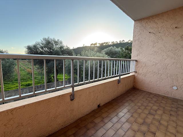 Vente Appartement 3 pièces 60.76 m2 Saint Mandrier sur Mer