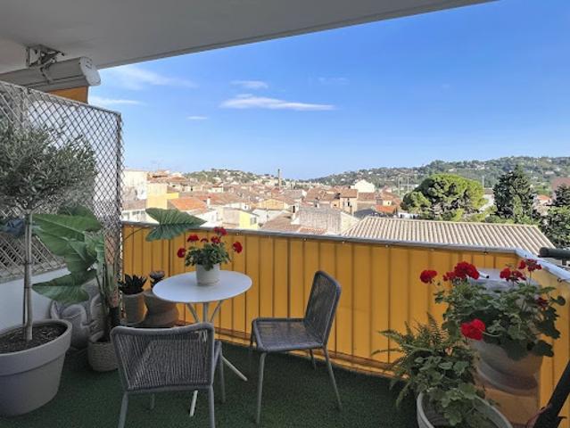 Vente Appartement 3 pièces 60.93 m2 Vallauris
