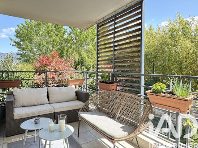 Vente Appartement 3 pièces 60 m2 Trets