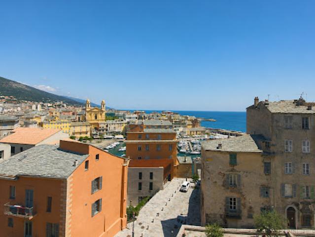 Vente Appartement 3 pièces 60 m2 Bastia