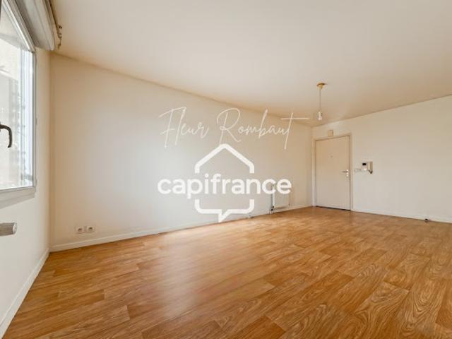 Vente Appartement 3 pièces 60 m2 Le Mesnil Saint Denis
