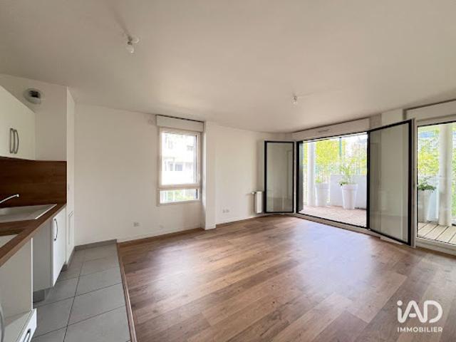 Vente Appartement 3 pièces 60 m2 Noisy le Grand