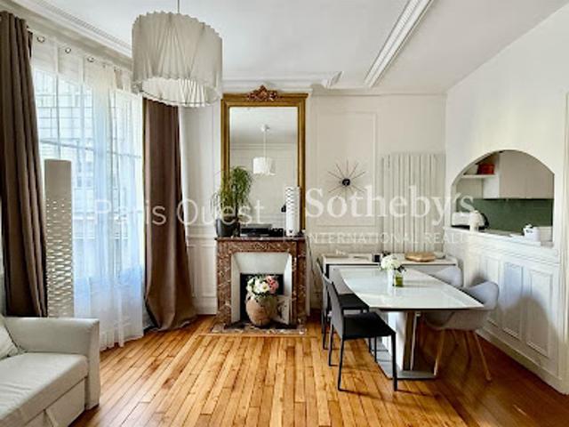 Vente Appartement 3 pièces 60 m2 Paris 17ème