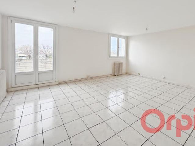 Vente Appartement 3 pièces 60 m2 Saint Amand Montrond