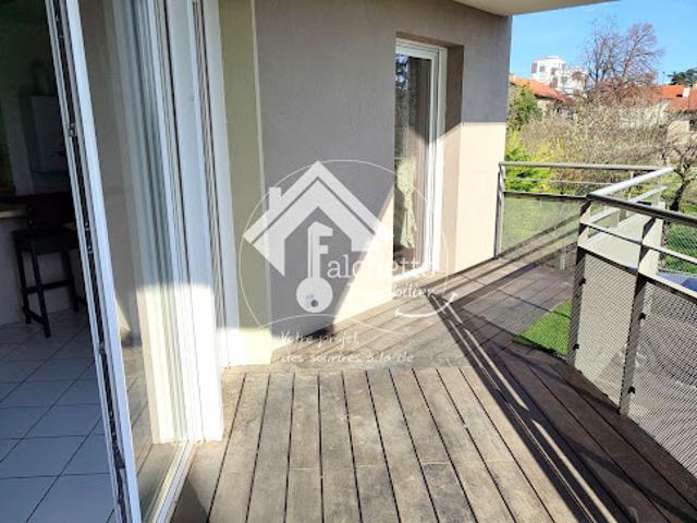 Vente Appartement 3 pièces 61.66 m2 Clermont Ferrand