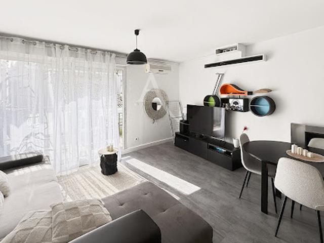 Vente Appartement 3 pièces 61.98 m2 Istres