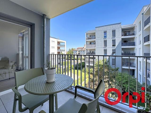 Vente Appartement 3 pièces 61.9 m2 Pierre benite