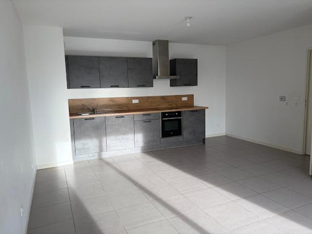Vente Appartement 3 pièces 61.2 m2 Saint Priest