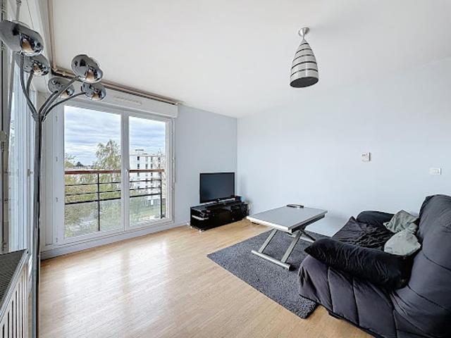Vente Appartement 3 pièces 61.57 m2 Guyancourt