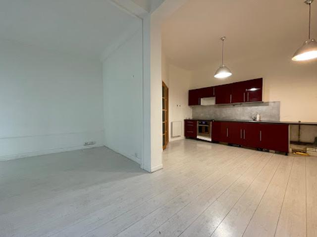 Vente Appartement 3 pièces 62.23 m2 Paris 18ème