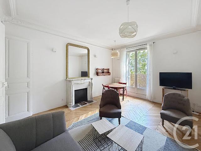 Vente Appartement 3 pièces 62.22 m2 Paris 18ème