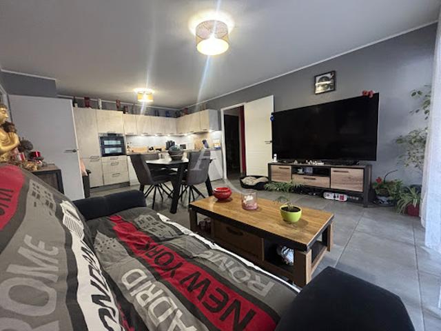 Vente Appartement 3 pièces 62.27 m2 Istres