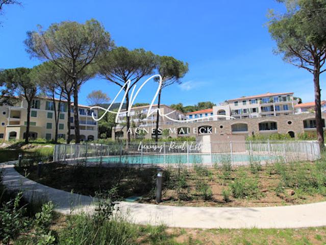 Vente Appartement 3 pièces 62 m2 Cavalaire sur Mer