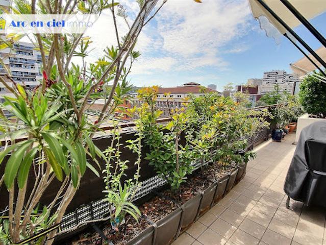 Vente Appartement 3 pièces 67.5 m2 Paris 19ème