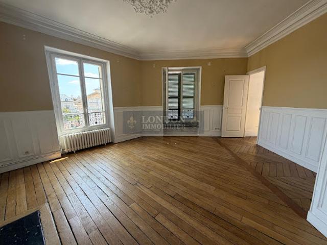 Vente Appartement 3 pièces 67.5 m2 Versailles
