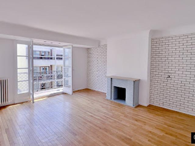 Vente Appartement 3 pièces 67.75 m2 Paris 18ème