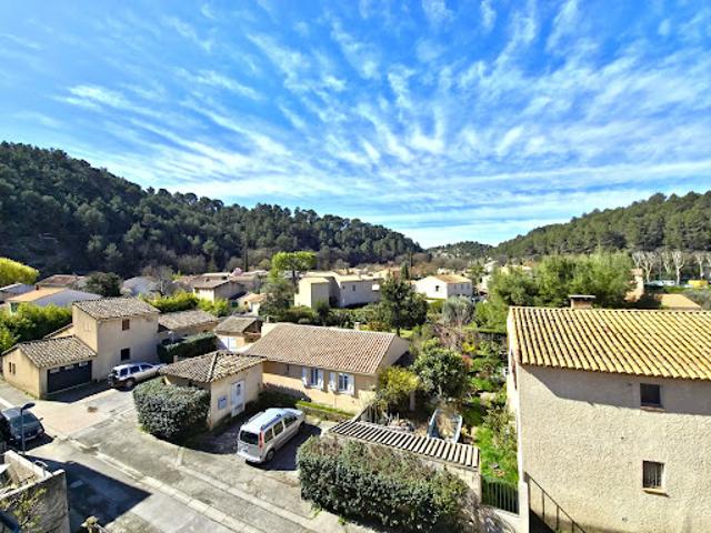Vente Appartement 3 pièces 67.8 m2 Meyrargues