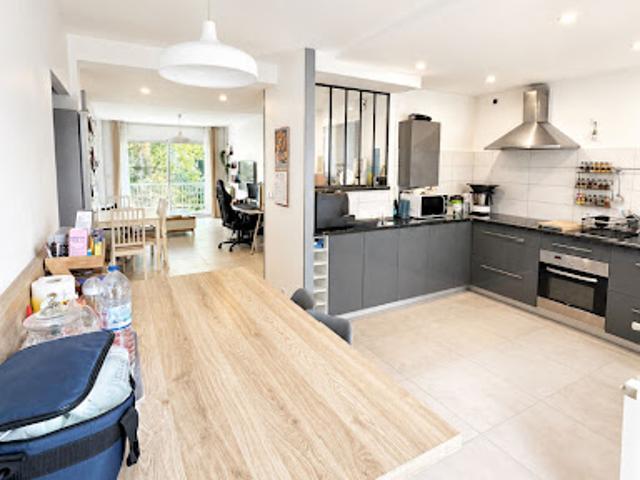 Vente Appartement 3 pièces 67.06 m2 Nimes