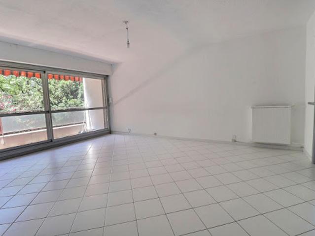 Vente Appartement 3 pièces 67.12 m2 Marseille 10ème