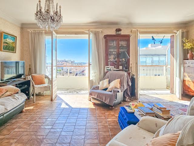 Vente Appartement 3 pièces 67 m2 Hyeres