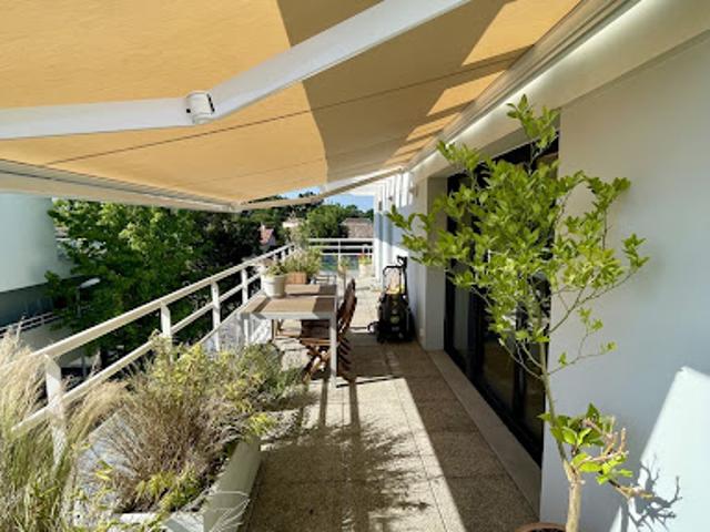 Vente Appartement 3 pièces 67 m2 Merignac