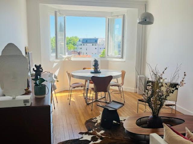 Vente Appartement 3 pièces 67 m2 Paris 18ème