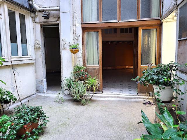 Vente Appartement 3 pièces 67 m2 Paris 18ème
