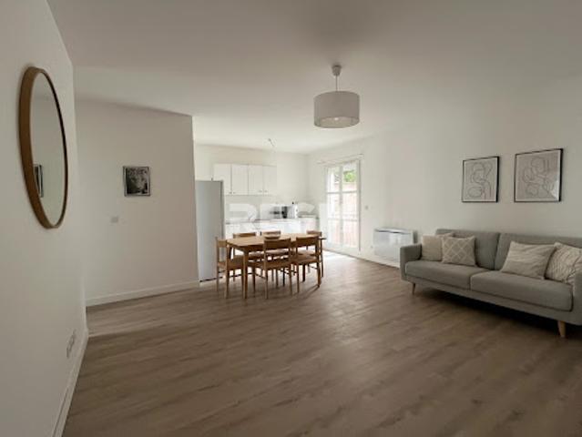 Vente Appartement 3 pièces 65 m2 Fontainebleau