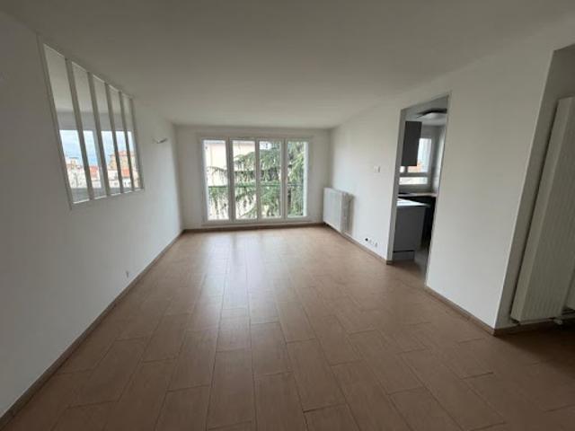 Vente Appartement 3 pièces 64.09 m2 Colombes