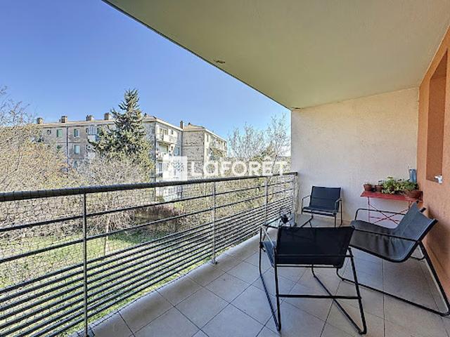 Vente Appartement 3 pièces 64.3 m2 Nimes