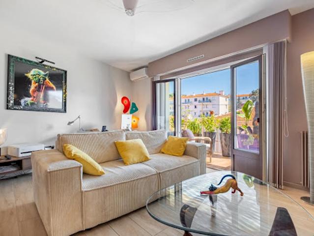 Vente Appartement 3 pièces 64 m2 Cannes la bocca