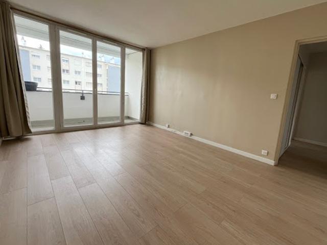 Vente Appartement 3 pièces 64 m2 Les Clayes sous Bois