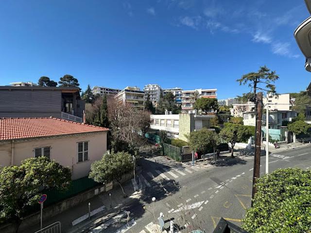 Vente Appartement 3 pièces 64 m2 Nice