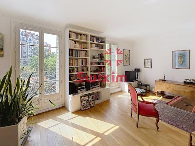 Vente Appartement 3 pièces 64 m2 Paris 11ème